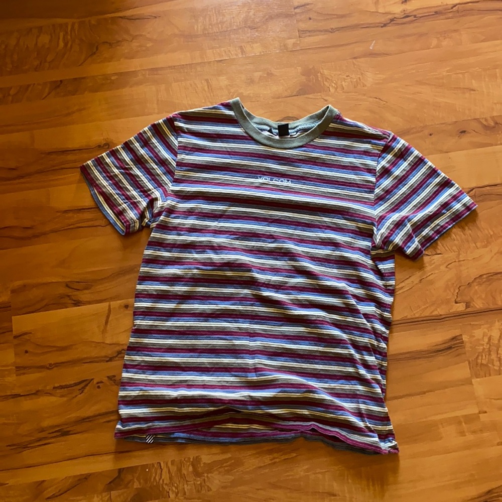 volcom t shirt